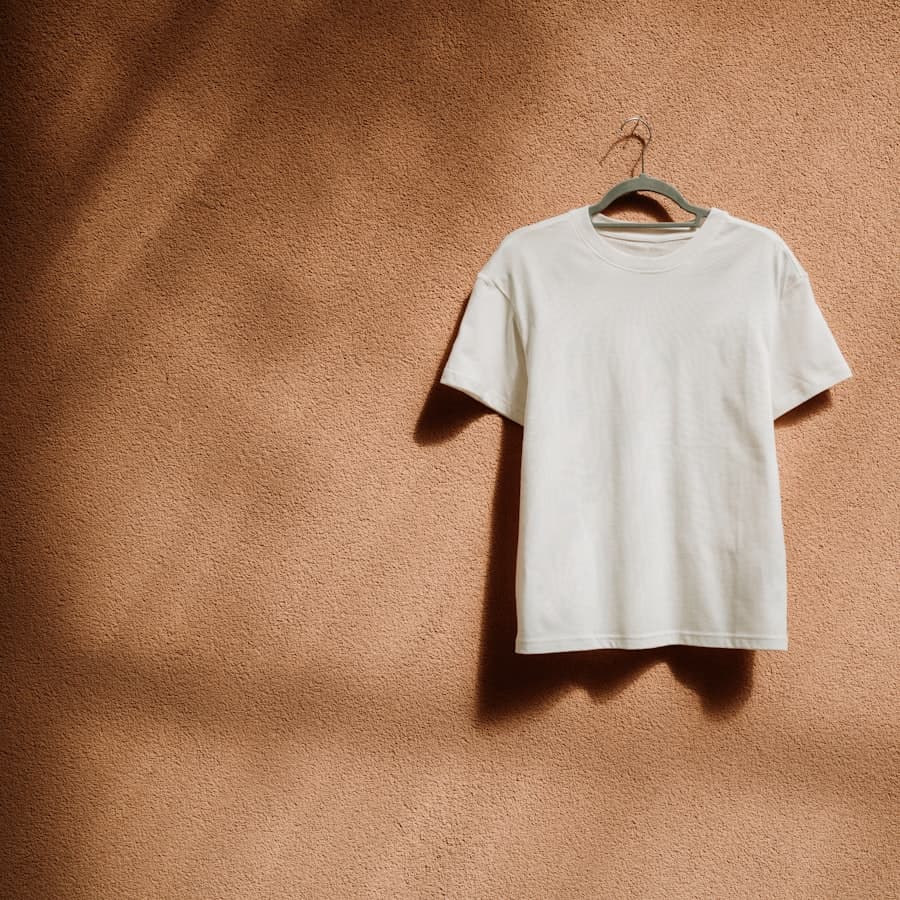La Vie Est Belle Tee — Cream